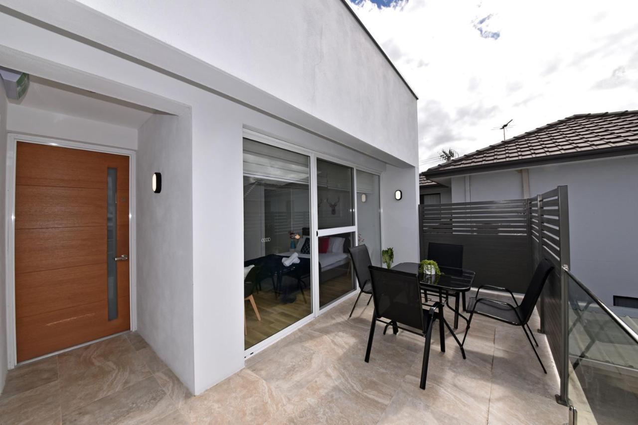 2X2 Modern Apartment Near Airport And City Perth Eksteriør bilde