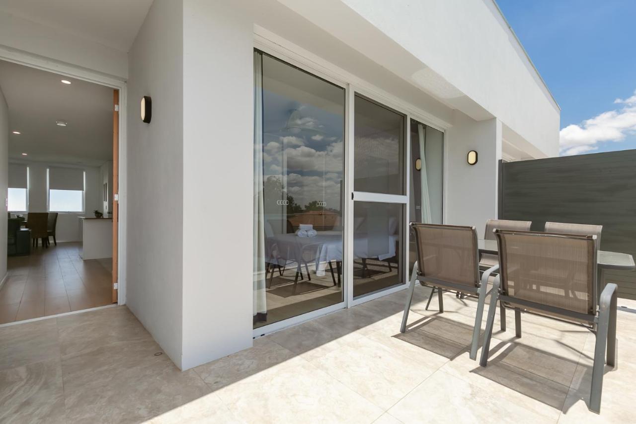 2X2 Modern Apartment Near Airport And City Perth Eksteriør bilde